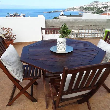 Barreirinha Funcho House Фуншал